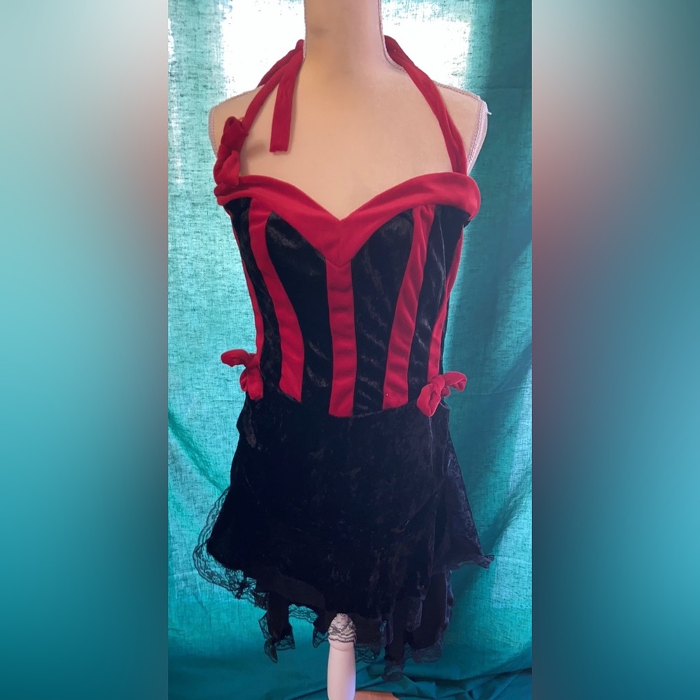 🎃 Halloween Costume “Can Can Girl”Black & Red Velvet & Lace Dress Size Large-14